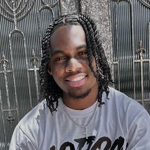 Meet your Posher, Akeim